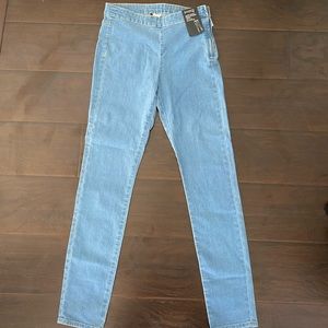 H&M Light Wash Skinny Flat Front Ankle Jeans
